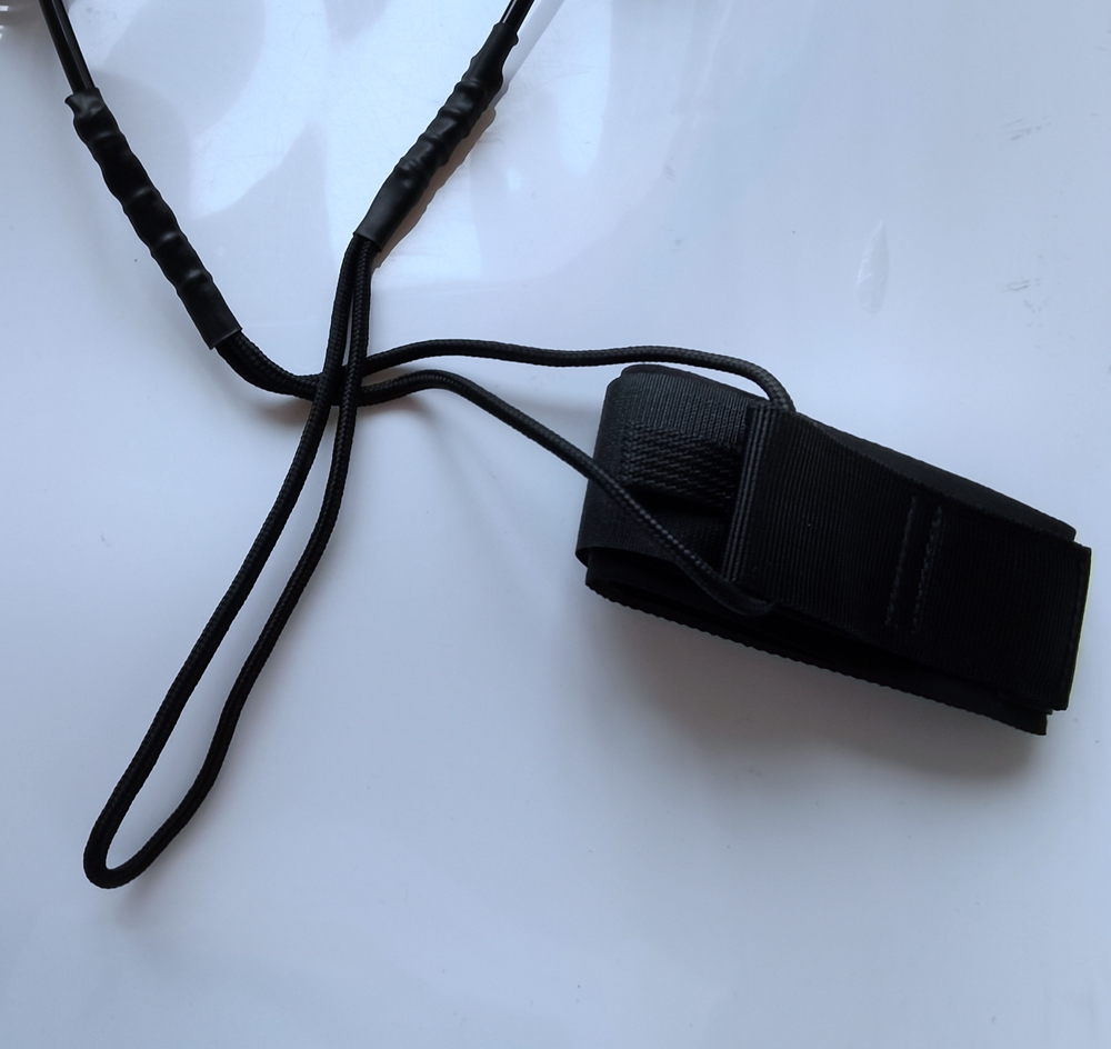 สายรัดเท้าสำหรับกระดานโต้คลื่น - Surfboard Leash บทวิจารณ์และราคา